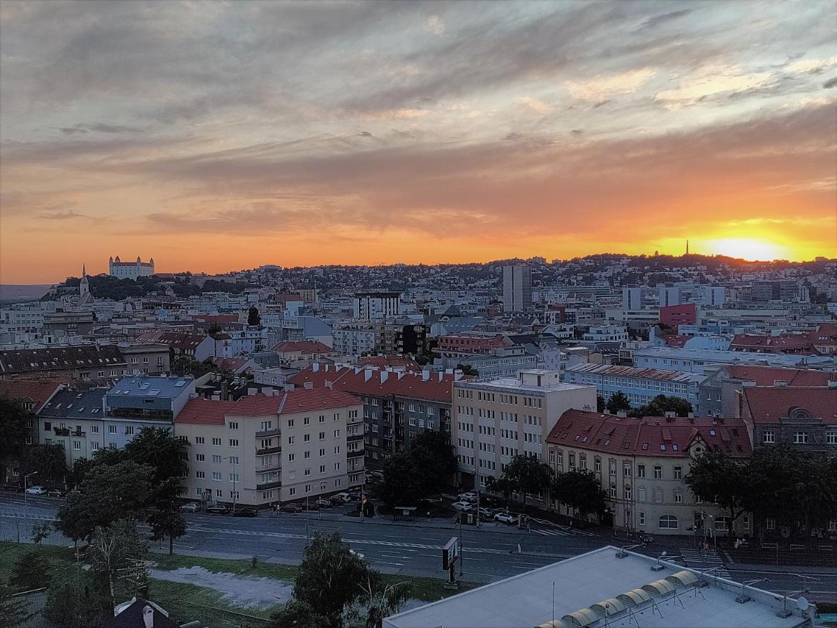 Cozy 2 Rooms Flat - Castle View Bratislava Dış mekan fotoğraf