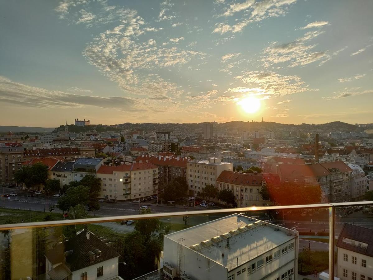 Cozy 2 Rooms Flat - Castle View Bratislava Dış mekan fotoğraf